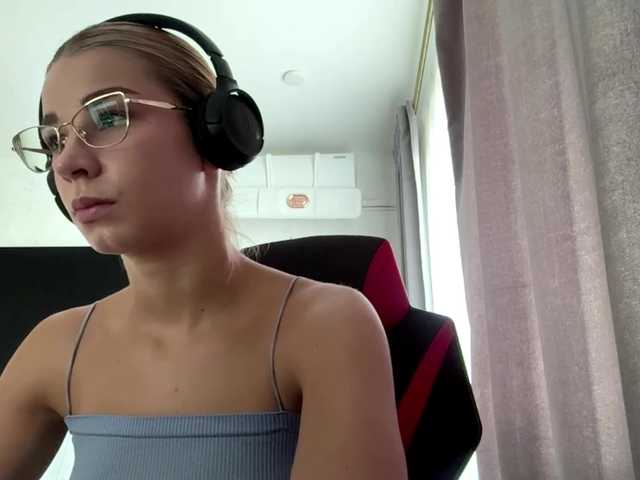 TracieSebron live webcam show