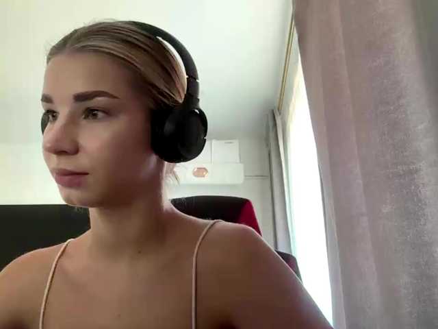 TracieSebron live webcam show