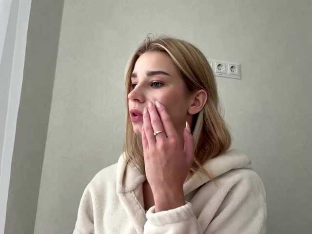 TracieSebron live cam on BongaCams
