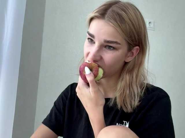 TracieSebron live cam on BongaCams