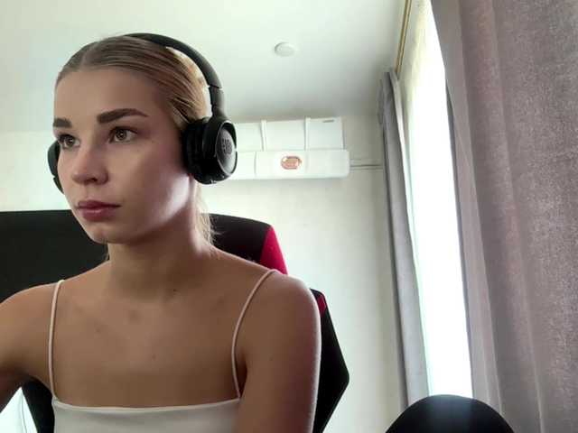 TracieSebron live webcam show