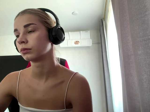 TracieSebron live webcam show