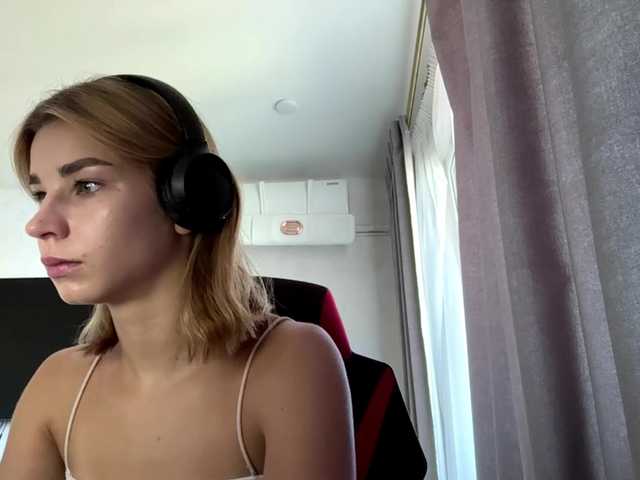 TracieSebron live webcam show