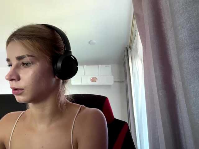 TracieSebron live cam on BongaCams
