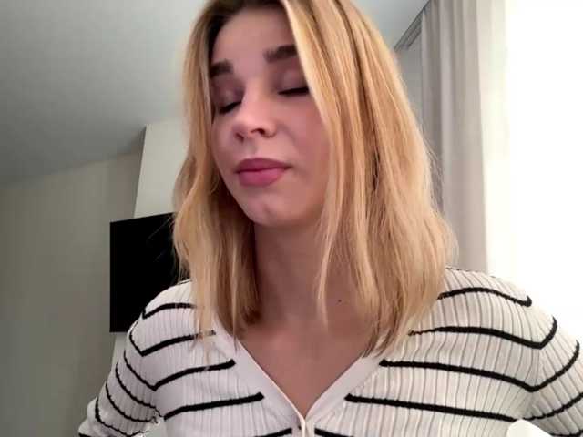 TracieSebron live cam on BongaCams