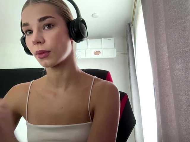 TracieSebron live webcam show