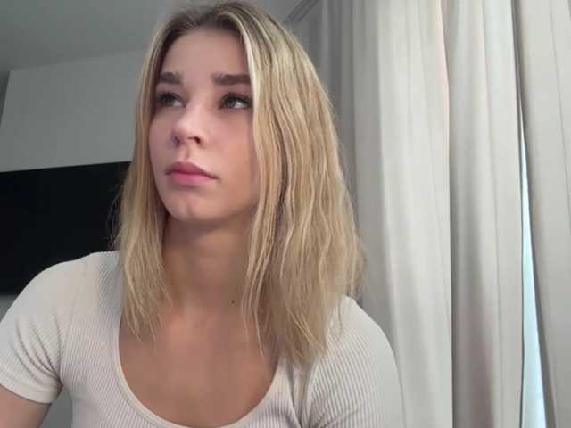 TracieSebron live cam on BongaCams