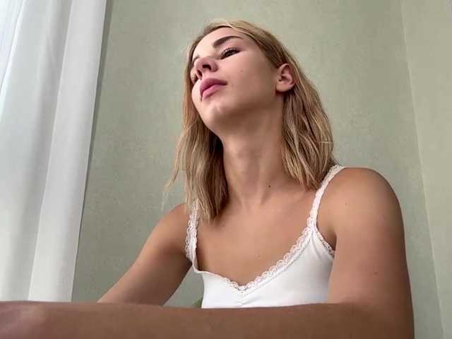 TracieSebron live cam on BongaCams
