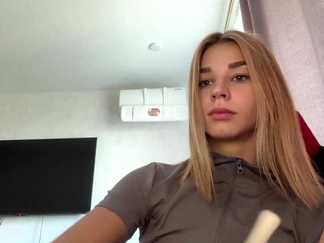 TracieSebron live cam on BongaCams