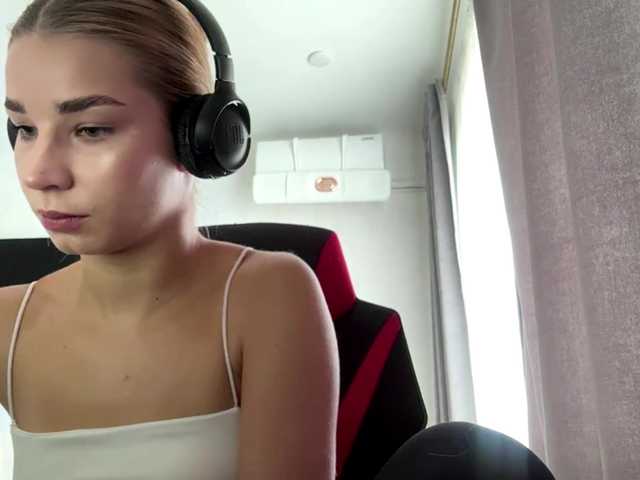 TracieSebron live webcam show