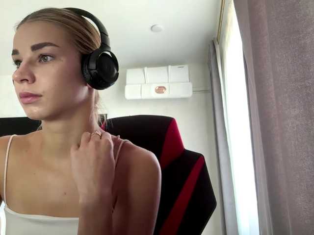TracieSebron live webcam show