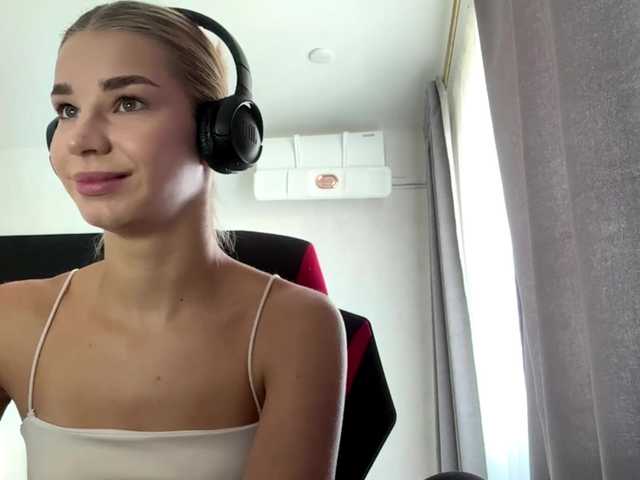 TracieSebron live webcam show
