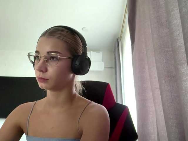 TracieSebron live webcam show