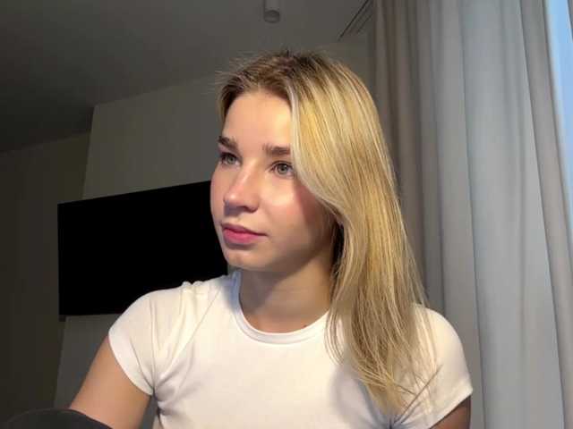 TracieSebron live cam on BongaCams