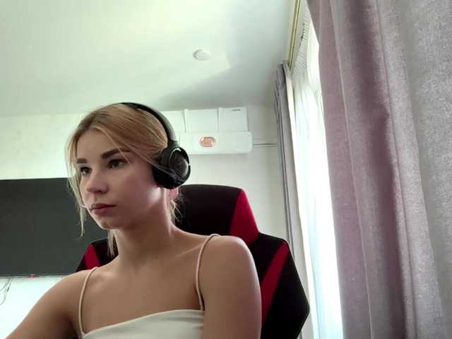 TracieSebron live cam on BongaCams