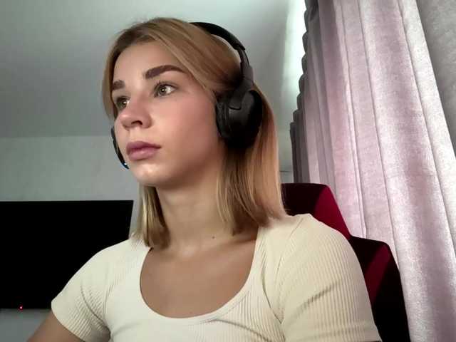 TracieSebron live cam on BongaCams