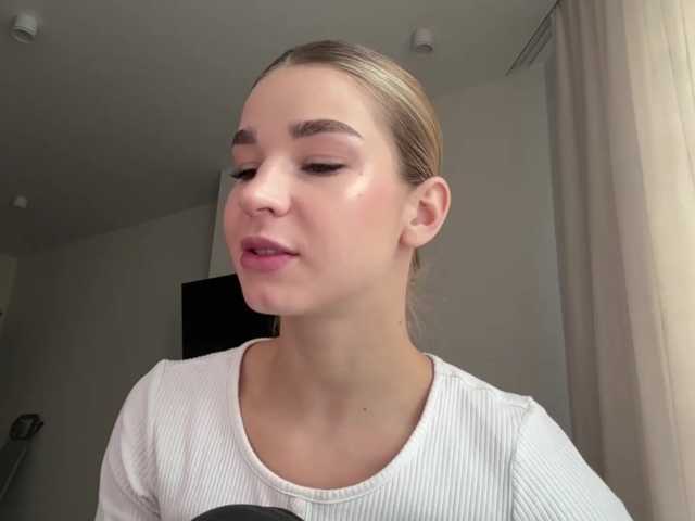 TracieSebron live cam on BongaCams