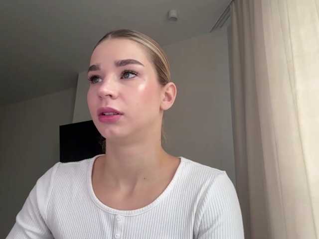 TracieSebron live cam on BongaCams