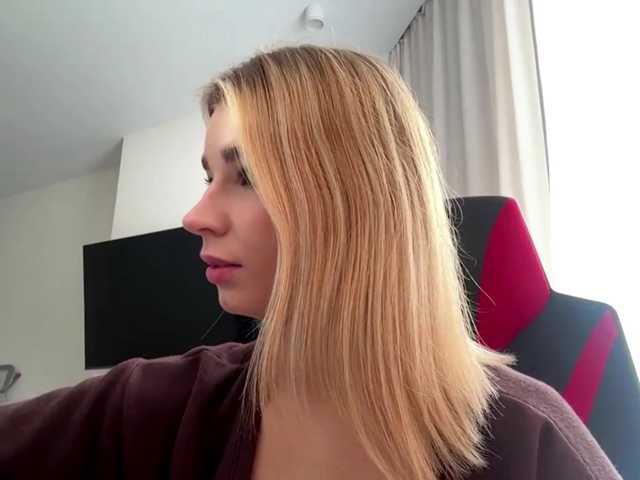 TracieSebron live cam on BongaCams
