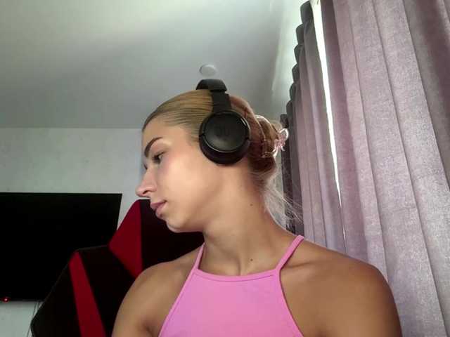 TracieSebron live cam on BongaCams