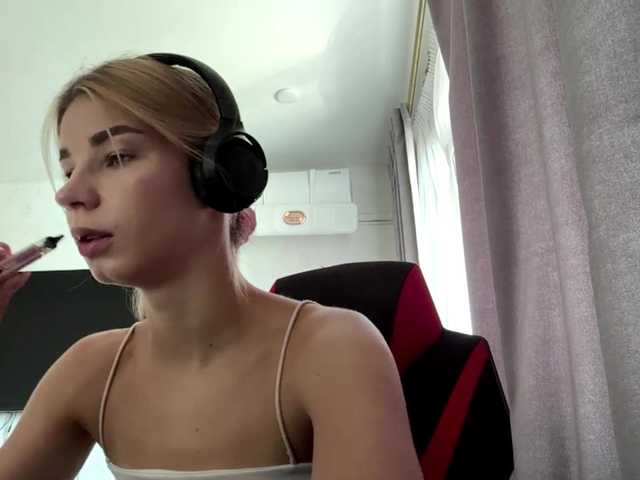 TracieSebron live webcam show