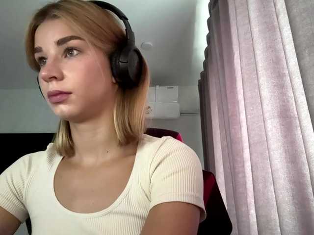 TracieSebron live cam on BongaCams