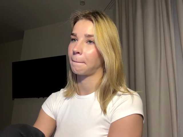 TracieSebron live cam on BongaCams
