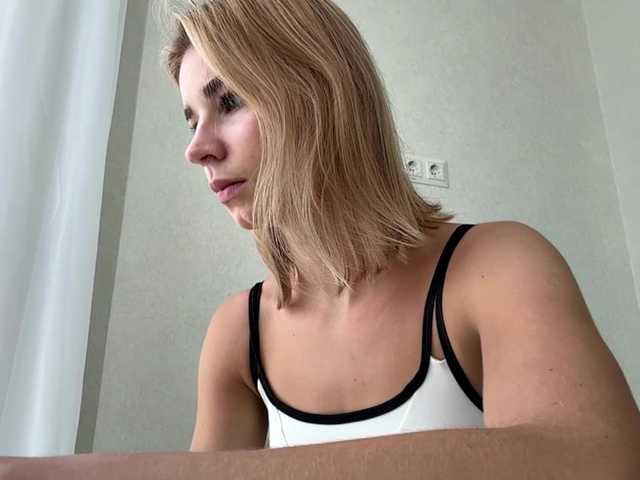 TracieSebron live cam on BongaCams
