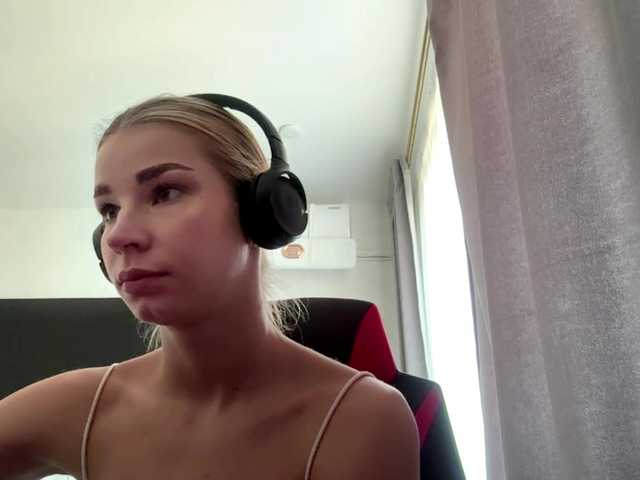 TracieSebron live cam on BongaCams