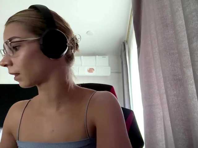 TracieSebron live cam on BongaCams