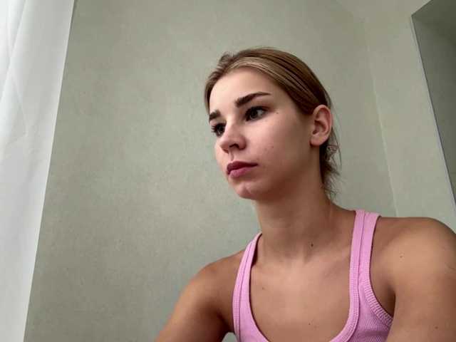 TracieSebron live cam on BongaCams