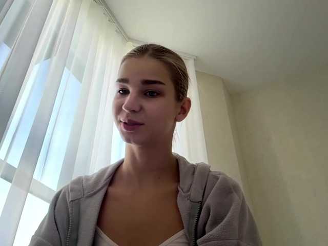 TracieSebron live cam on BongaCams