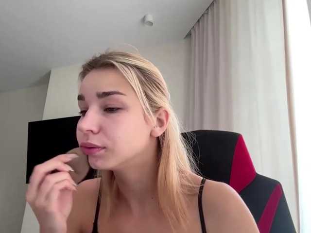 TracieSebron live cam on BongaCams