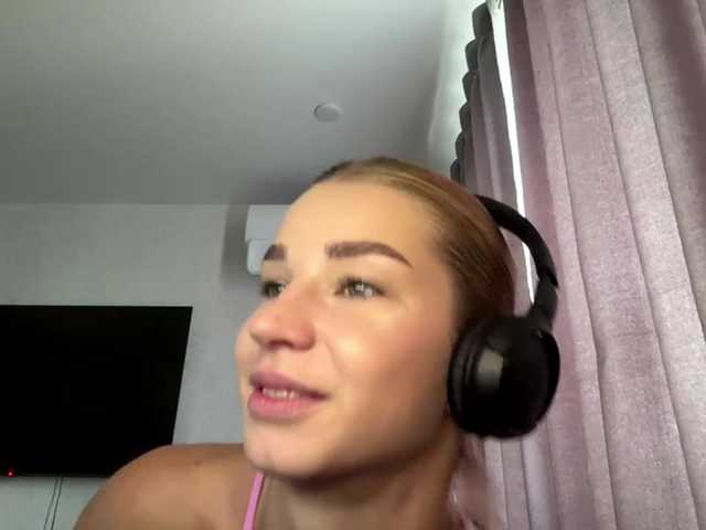 TracieSebron live cam on BongaCams