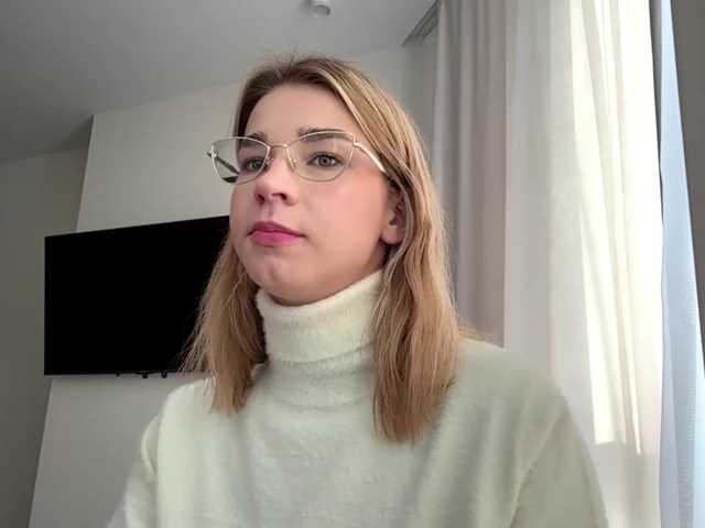 TracieSebron, live now on BongaCams