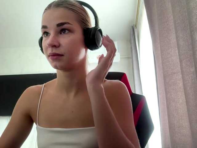TracieSebron live cam on BongaCams