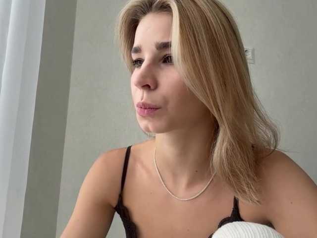 TracieSebron live cam preview