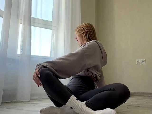 TracieSebron live cam on BongaCams