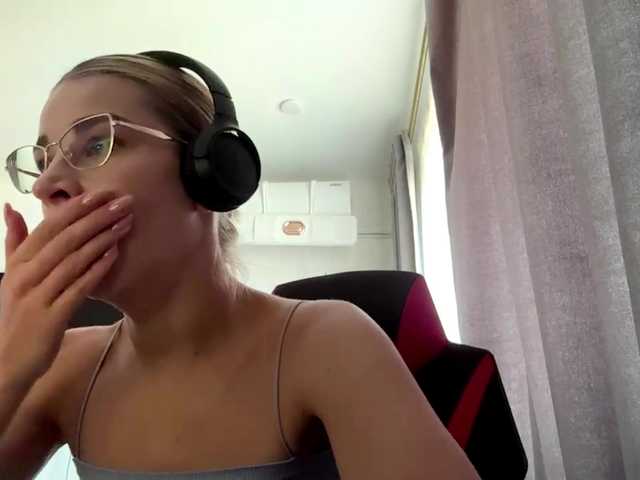 TracieSebron live cam on BongaCams