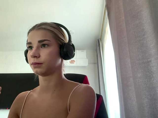 TracieSebron live cam on BongaCams