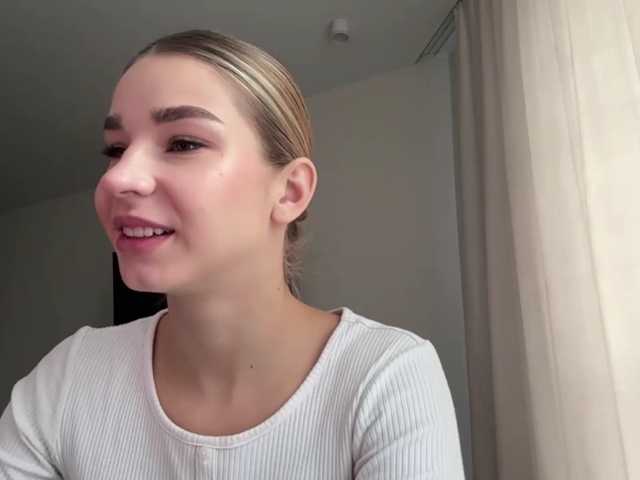 TracieSebron live cam on BongaCams