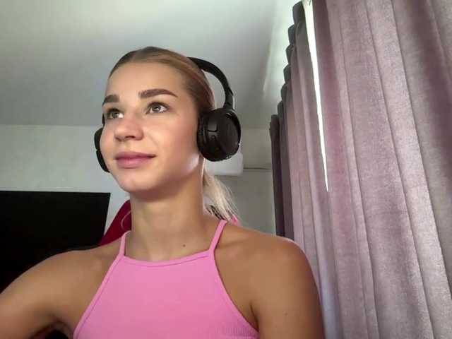 TracieSebron live cam on BongaCams