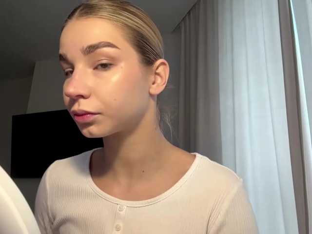 TracieSebron, live now on BongaCams