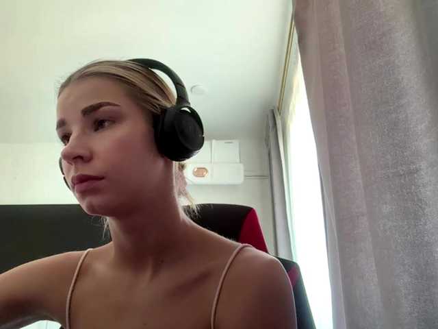 TracieSebron live webcam show