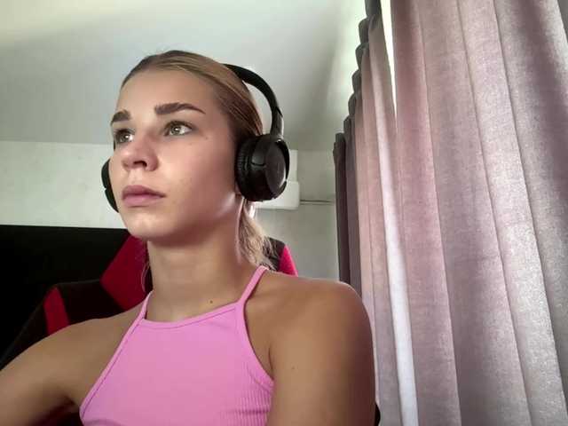 TracieSebron live cam on BongaCams