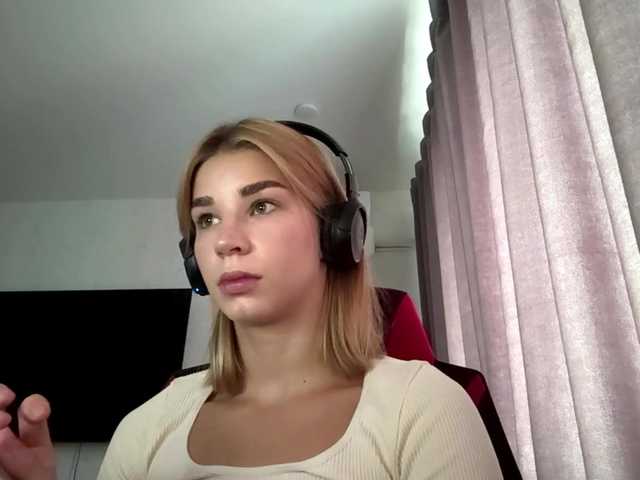 TracieSebron live cam on BongaCams