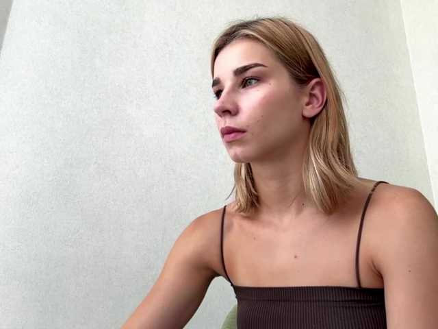 TracieSebron live webcam show