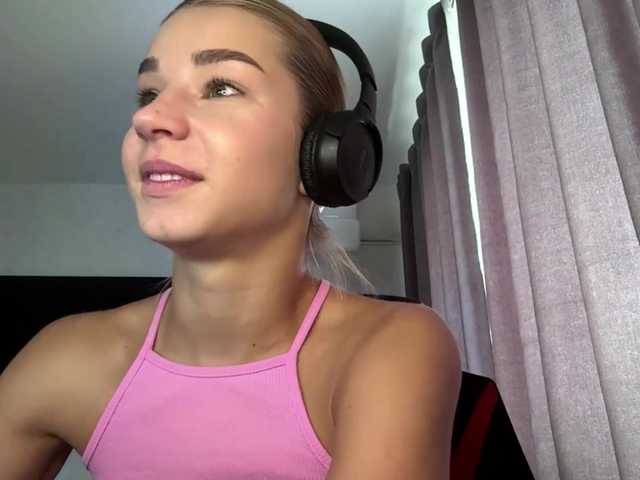 TracieSebron live cam on BongaCams