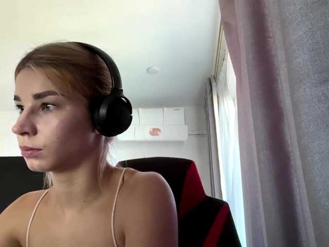TracieSebron live webcam show