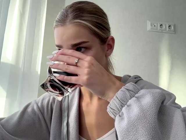 TracieSebron live cam on BongaCams